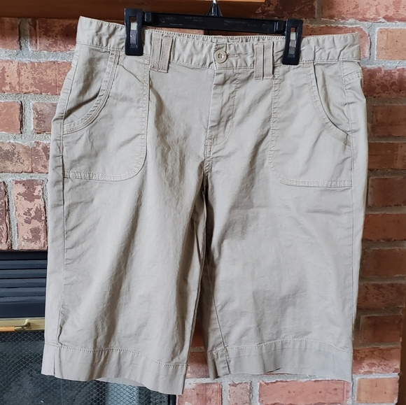 Calvin Klein Khaki Shorts - Picture 1 of 5